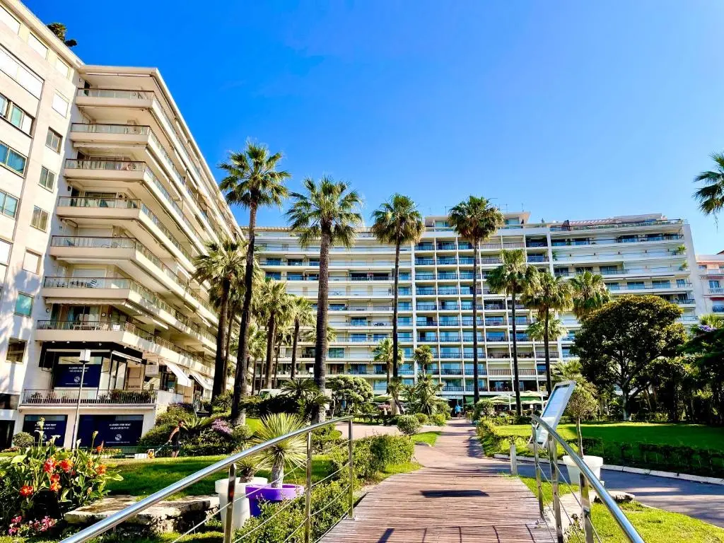 L’ Agence des Residences