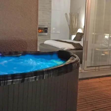 LOFT SPA – Cote chateau.