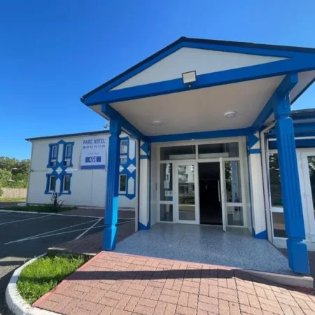Fasthotel Carrieres-sous-Poissy – Parc hotel
