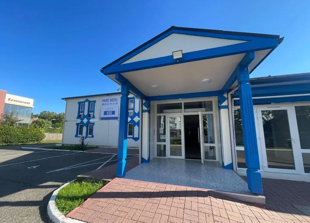 Fasthotel Carrieres-sous-Poissy – Parc hotel
