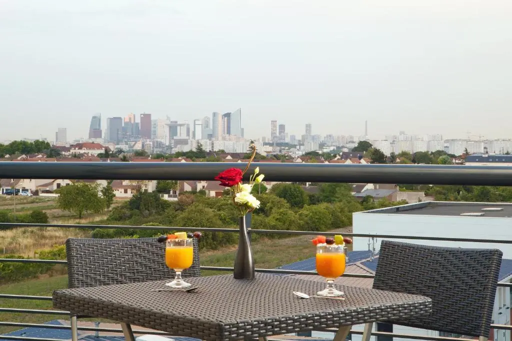 Appart Hotel – Residhome Carrieres La Defense
