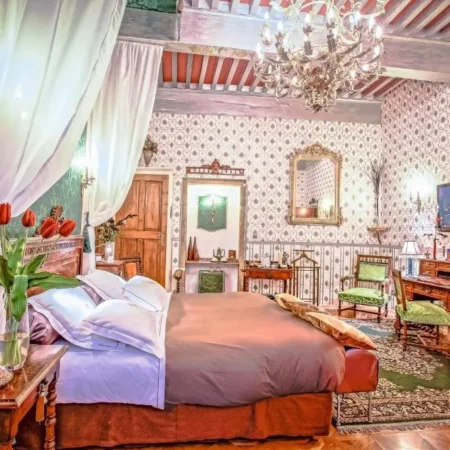 Hotel Renaissance