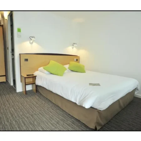 Kyriad Chalons En Champagne – Saint Martin