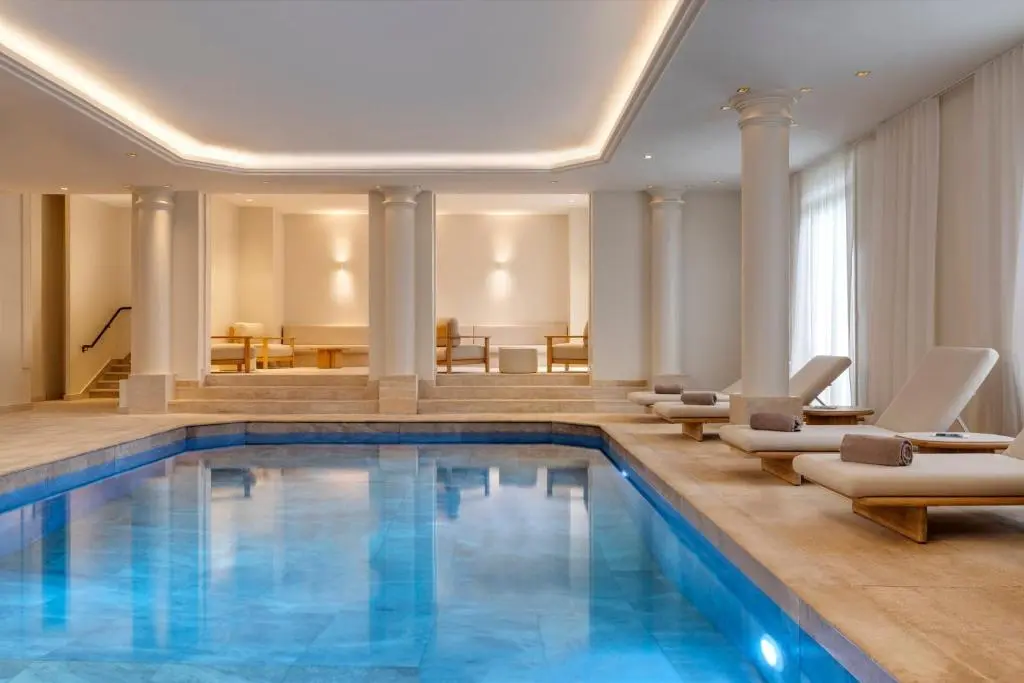 InterContinental Chantilly Chateau Mont Royal, an IHG Hotel