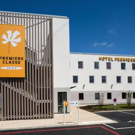 Hotel Premiere Classe Chartres Sud – Barjouville