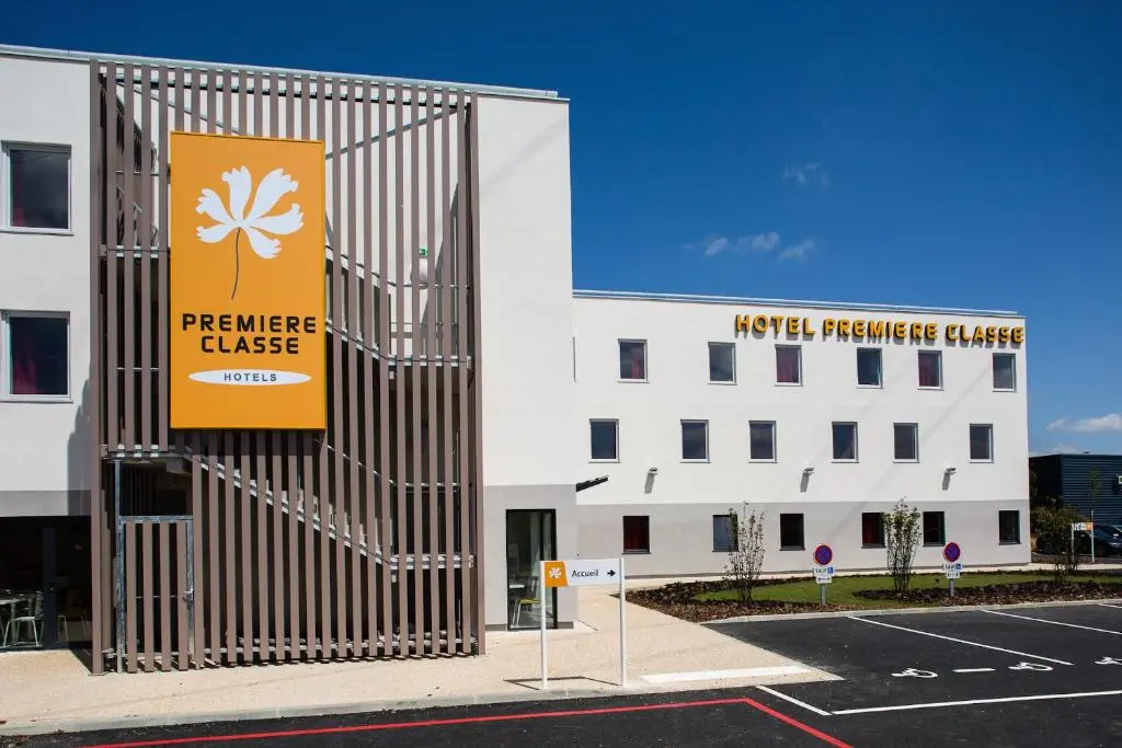 Hotel Premiere Classe Chartres Sud – Barjouville