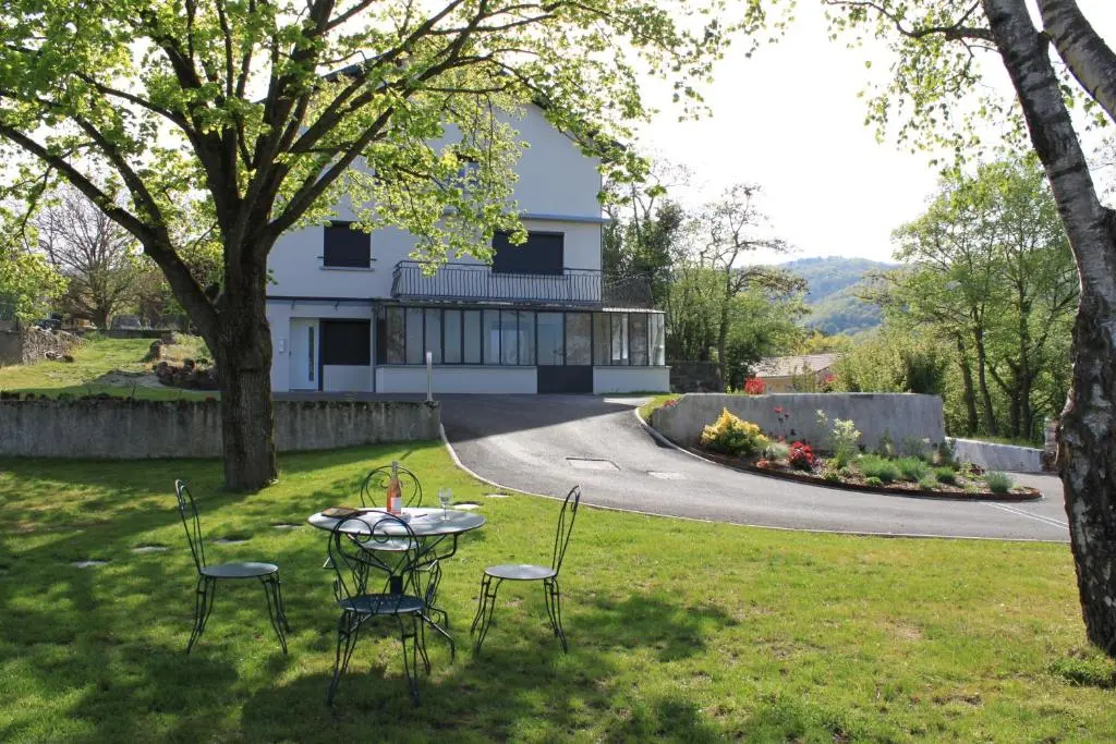 HippoLits meubles tourisme a theme – Chatel-Guyon