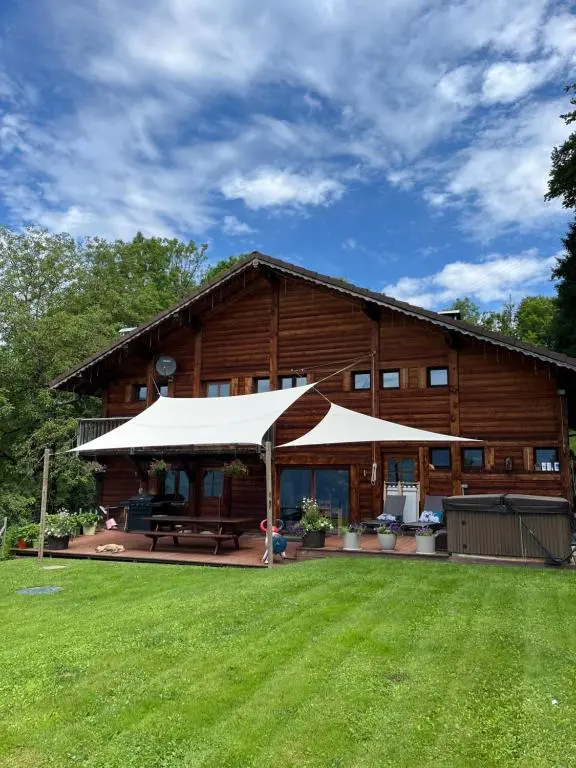 Chalet Le Pery