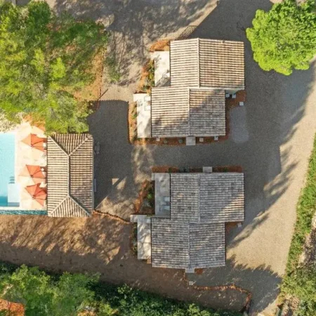 Les maisons de loup a loup