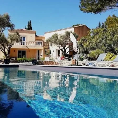 Castel&rsquo;Lodge