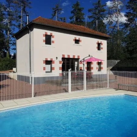 Cottage Family Domaine Treve Raisin
