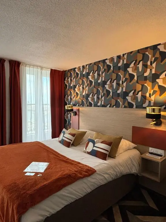 Ambassadeur Hotel