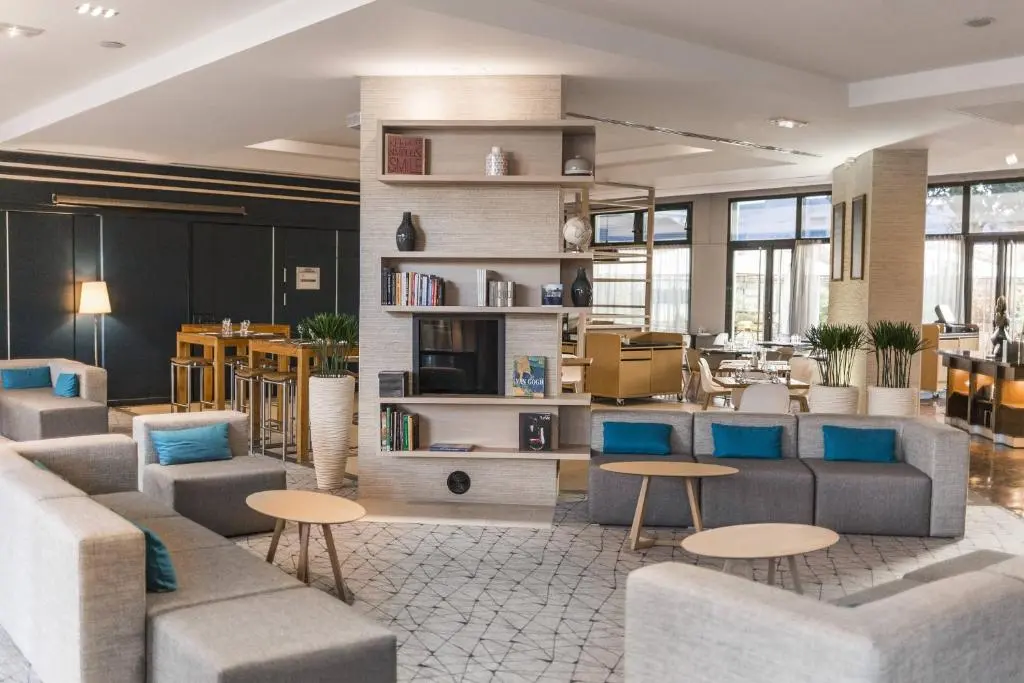 Courtyard Paris La Defense West – Colombes