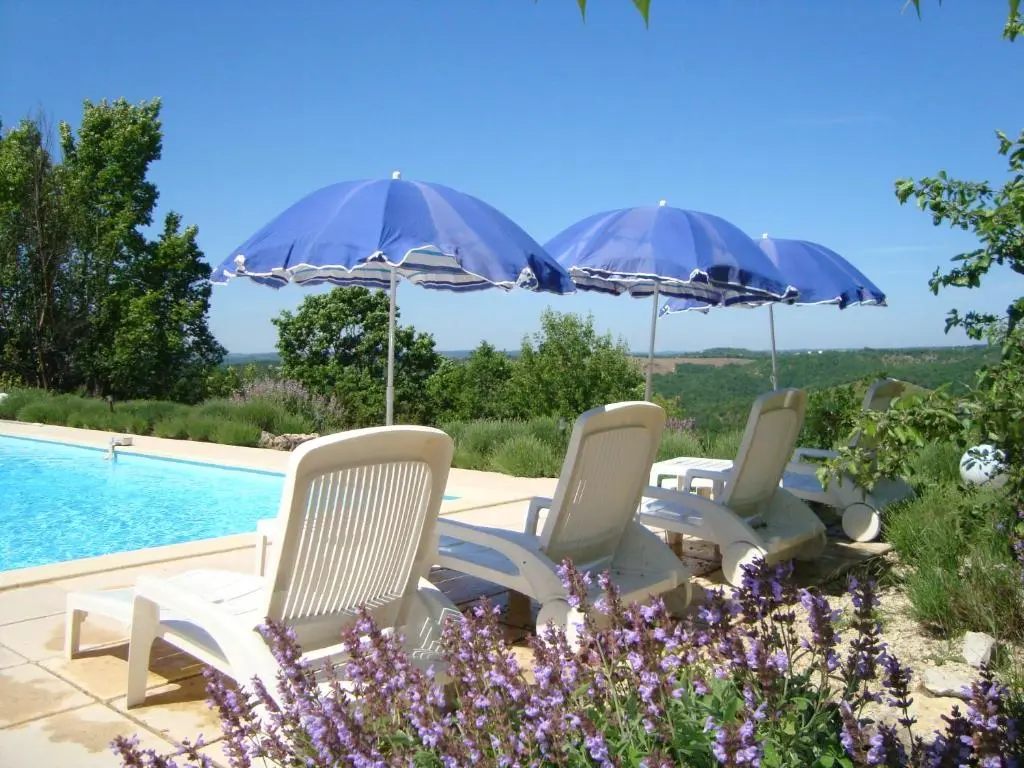Le Mas des Cypres – gites avec piscine proche Cahors