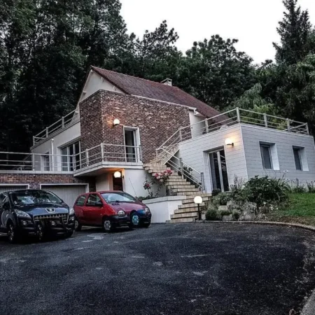 Maison face a la seine