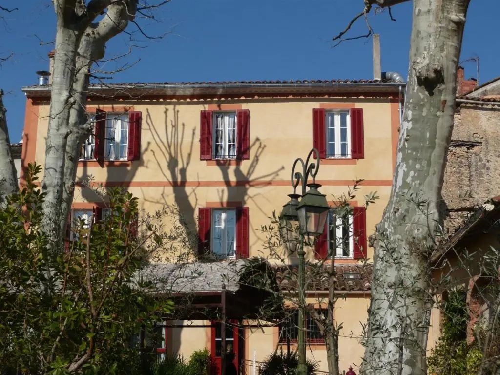 AUBERGE DE CORRENS