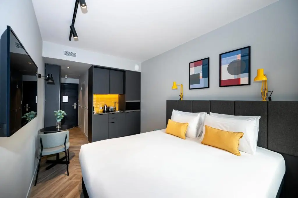 Staycity Aparthotels, Paris, La Defense