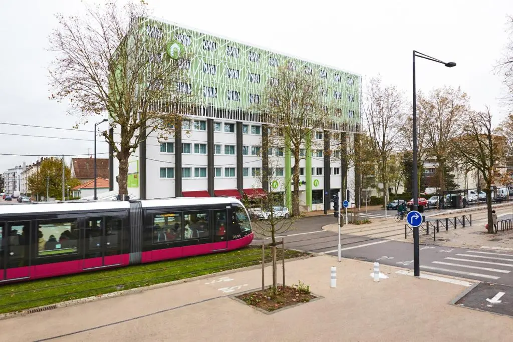 Hotel Campanile Dijon – Congres Clemenceau