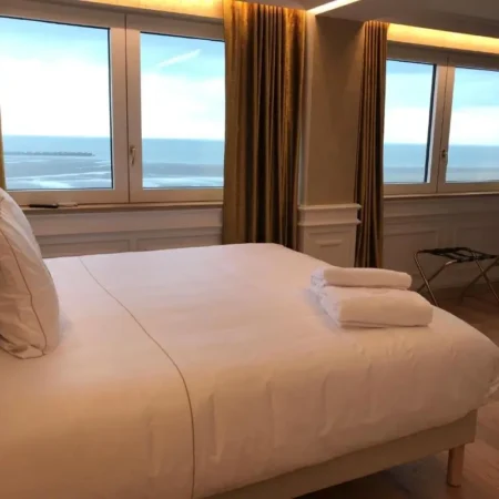 Hotel Merveilleux Cote Mer