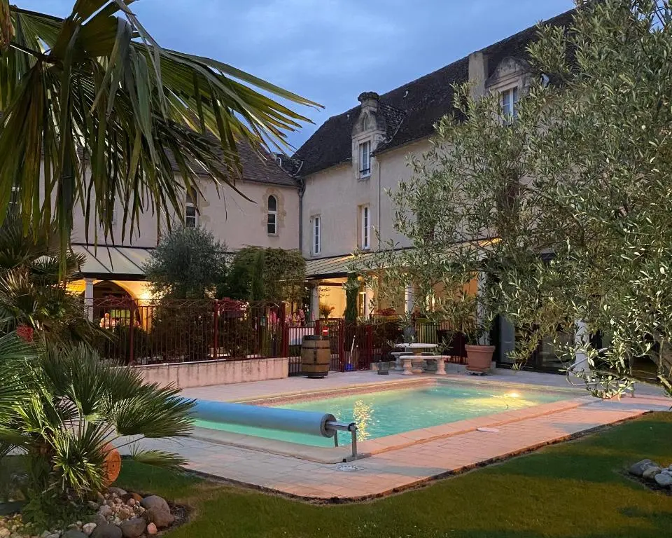 Logis Hotel l’Hostellerie des Ducs