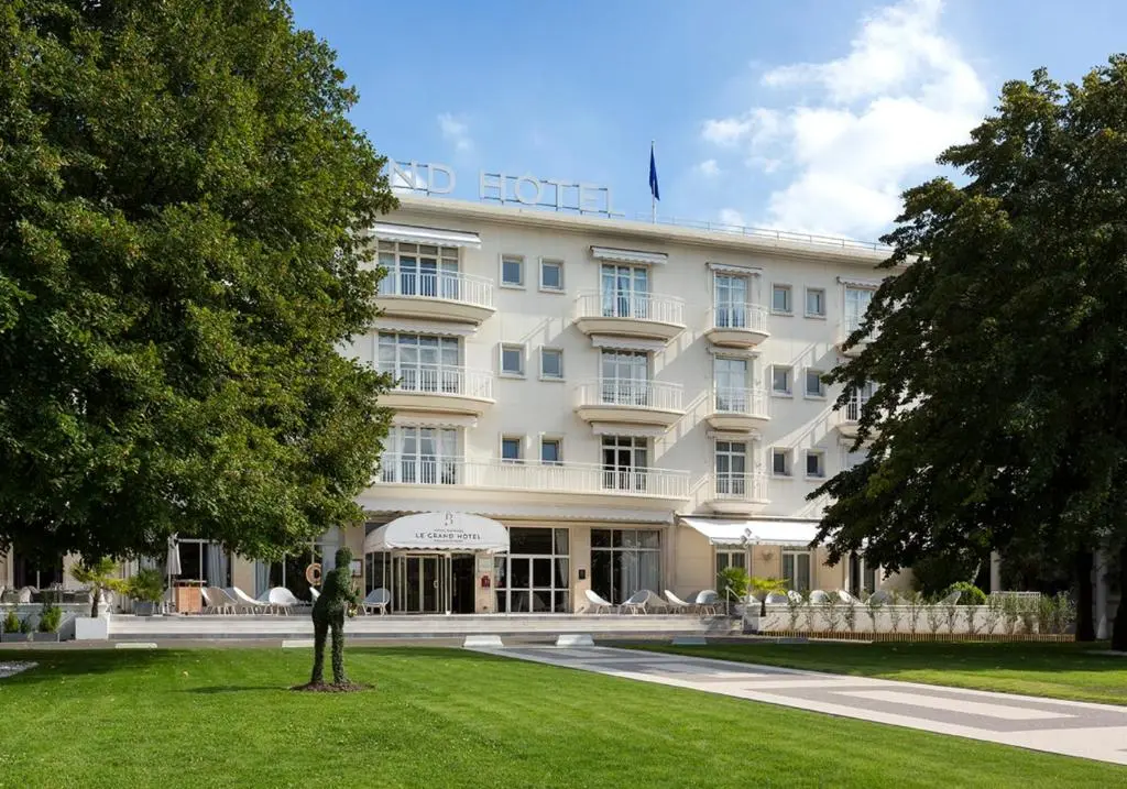 Hotel Barriere Le Grand Hotel Enghien-les-bains
