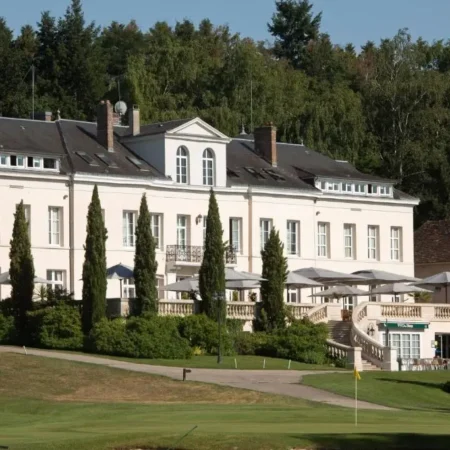 Domaine de Vaugouard Chateau & Golf – La Maison Younan