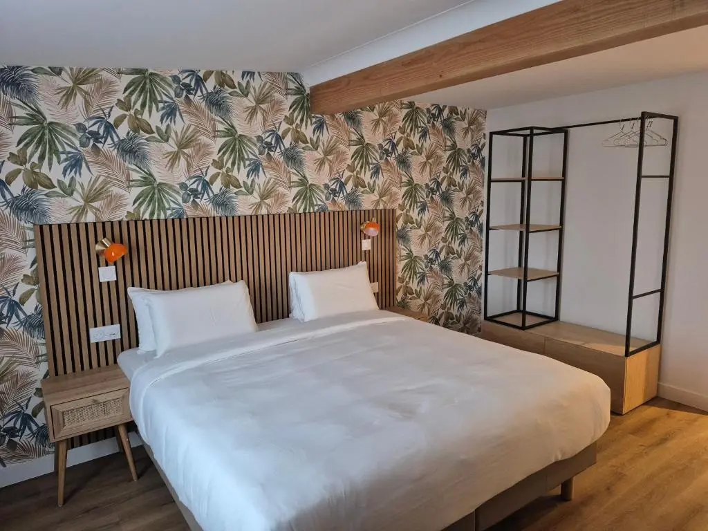Hotel Kyriad Fontenay-Tresigny