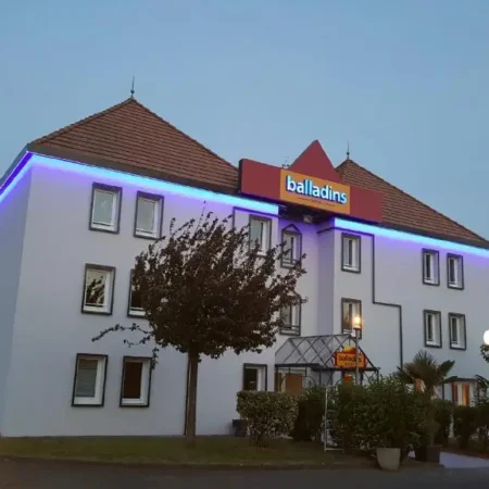 initial by balladins St Quentin / Gauchy – Hotel La Fontaine