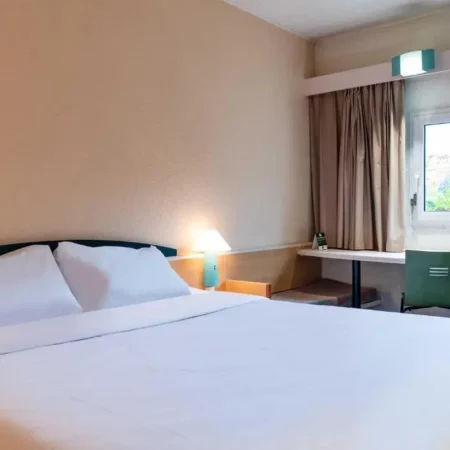 B&B HOTEL Grenoble Universite 2 –