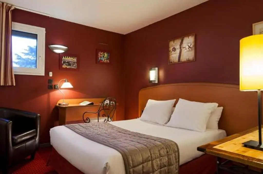 Sky Hotel Cdg Goussainville