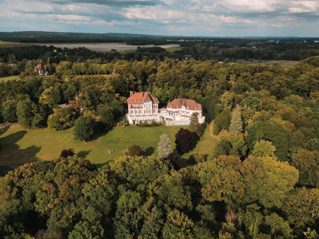Le Chateau de la Tour