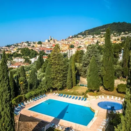 AEC Vacances – Les Cedres, Grasse