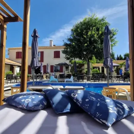 Hotel Le Mas Des Amandiers