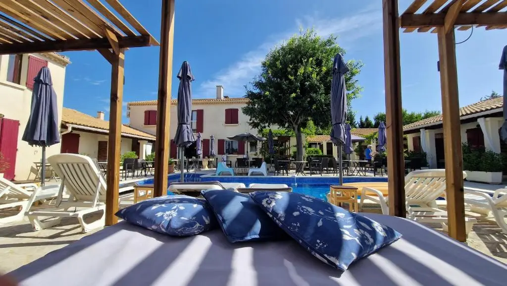 Hotel Le Mas Des Amandiers