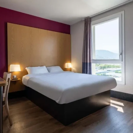 B&B HOTEL Grenoble Centre Alpexpo