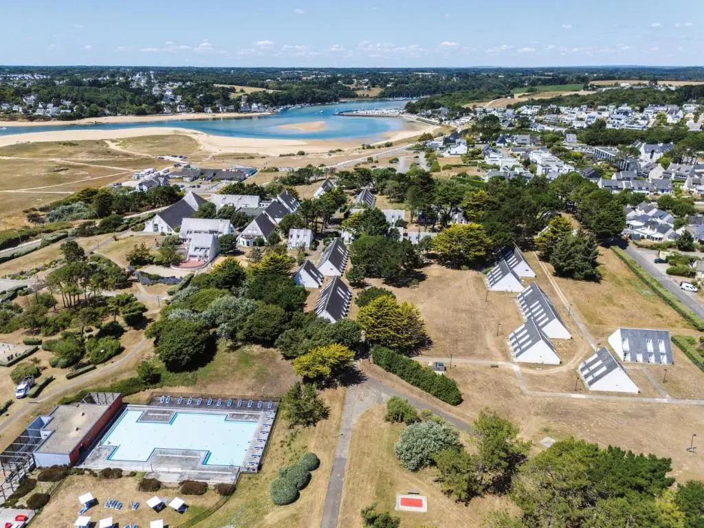 Belambra Clubs – Parking de la Pension