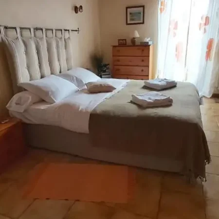 Hotel Chambres d hotes La maison Des Chiens Verts