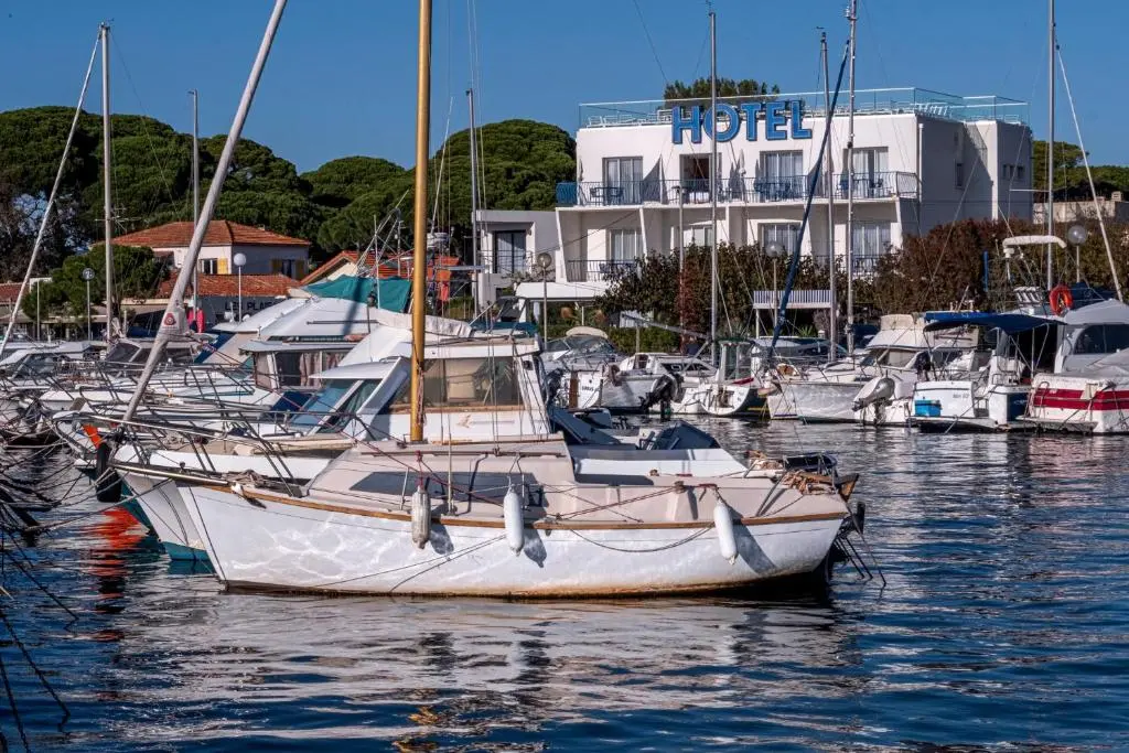 La Reine Jane – Hotel, Restaurant, Bar et Rooftop a Hyeres