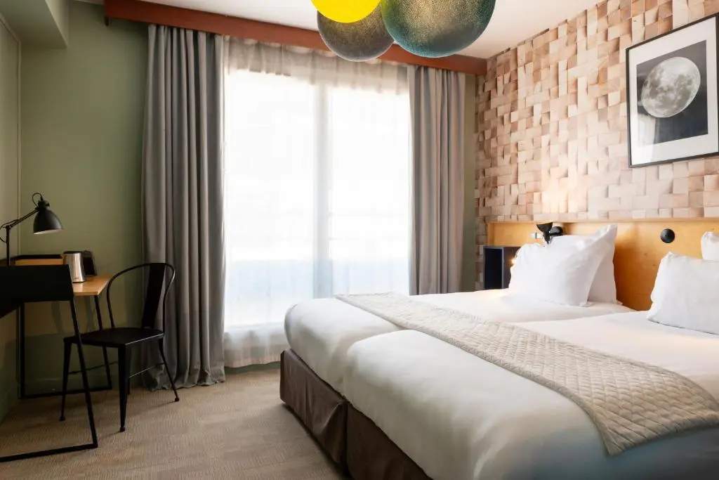 Hotel Bootcamp