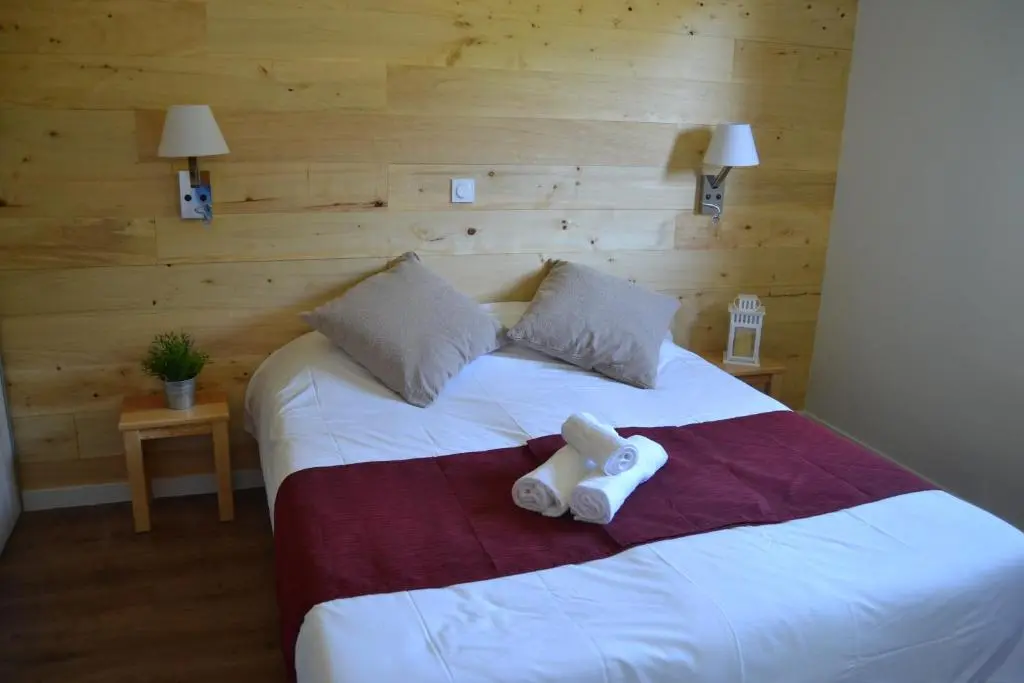 Village vacances les Lambrilles | Location Gites – Location Chalets | Ariege