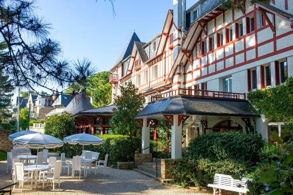 Hotel Les Pleiades – La Baule