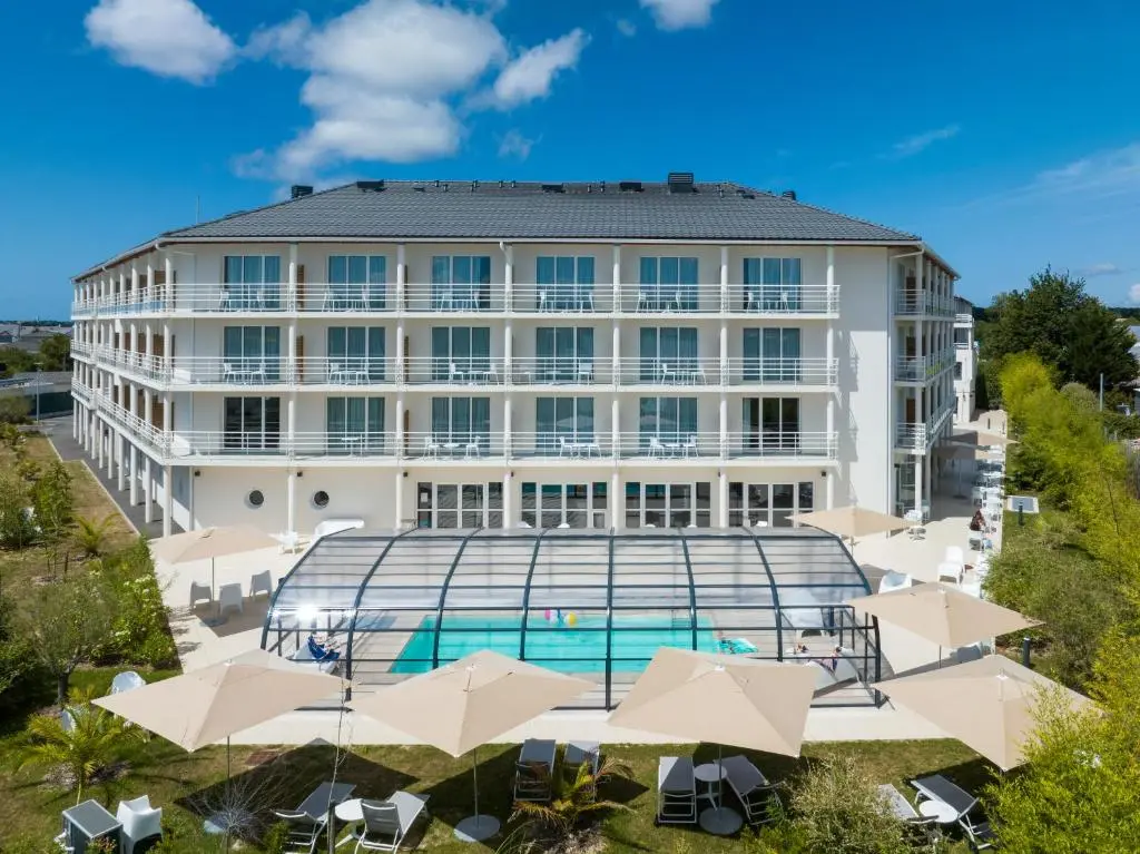 GOLDEN TULIP LA BAULE