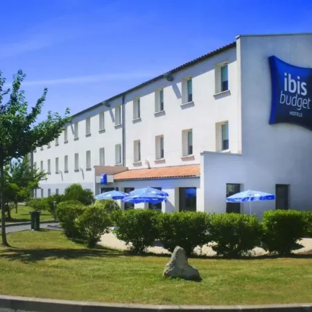 ibis budget Niort Est La Creche