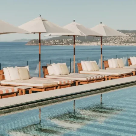 Hotel Lily of the Valley