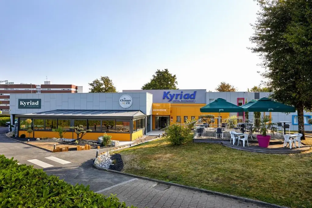 Hotel – Restaurant Kyriad LA ROCHE SUR YON