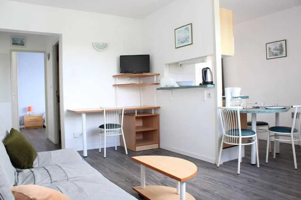 Residence La Rocheliere 3