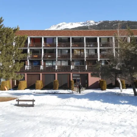 Residence aigle noir
