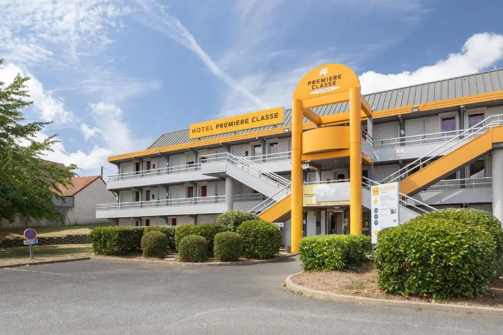 Hotel PREMIERE CLASSE LA VILLE DU BOIS