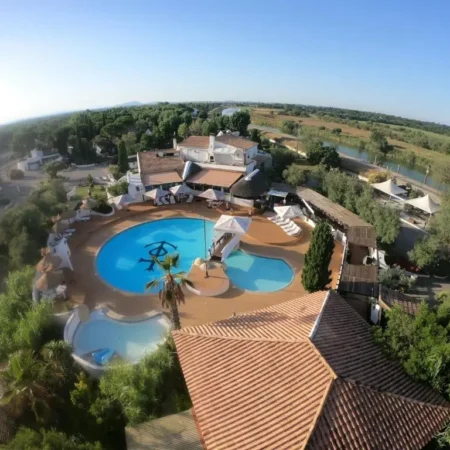 Camping Le Camarguais