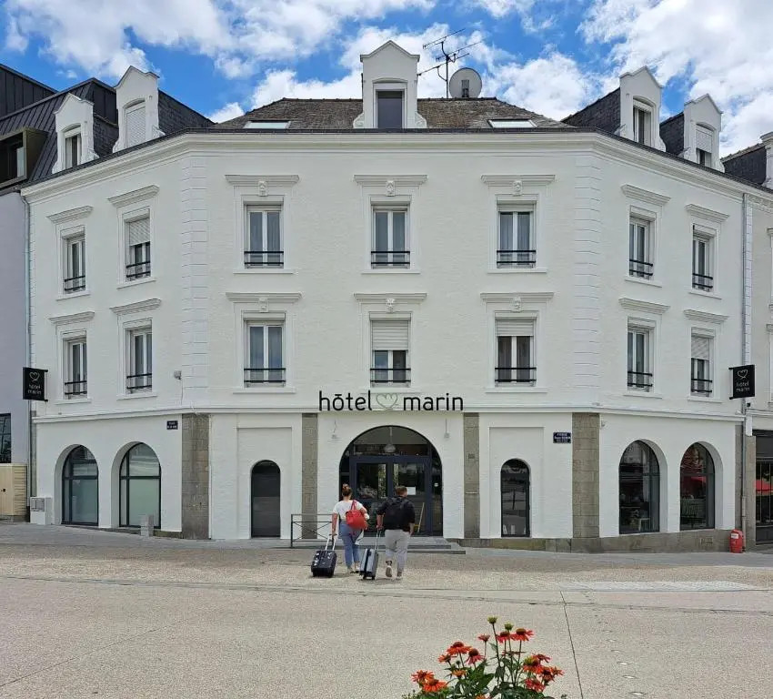 Contact Hotel | Hotel Marin Laval
